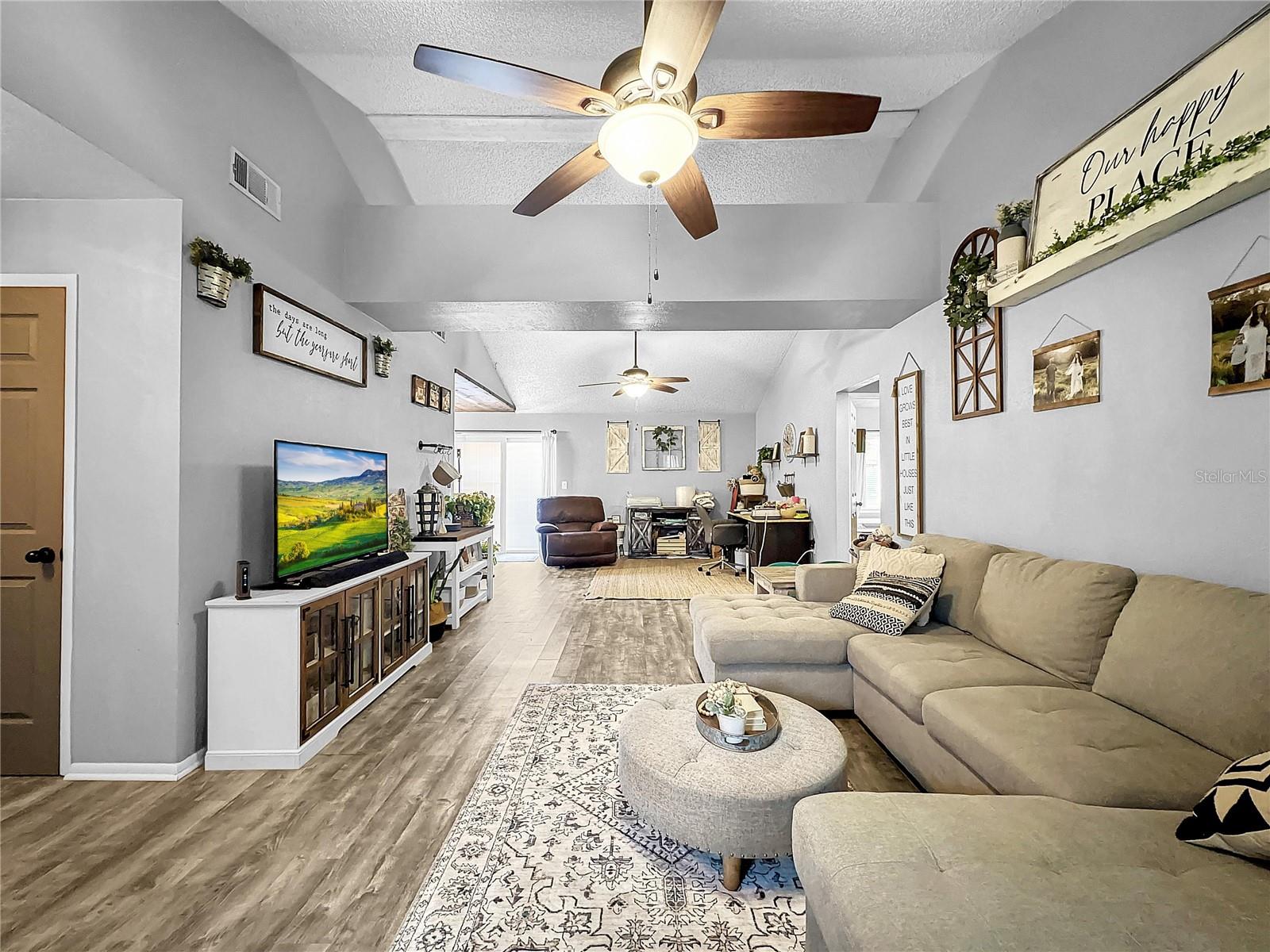 OAKWOOD - Residential