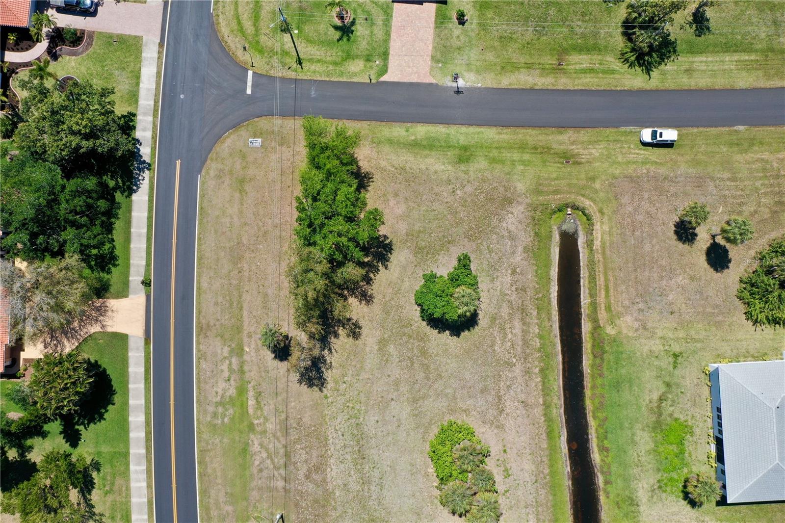 PUNTA GORDA ISLES SEC 21 - Land