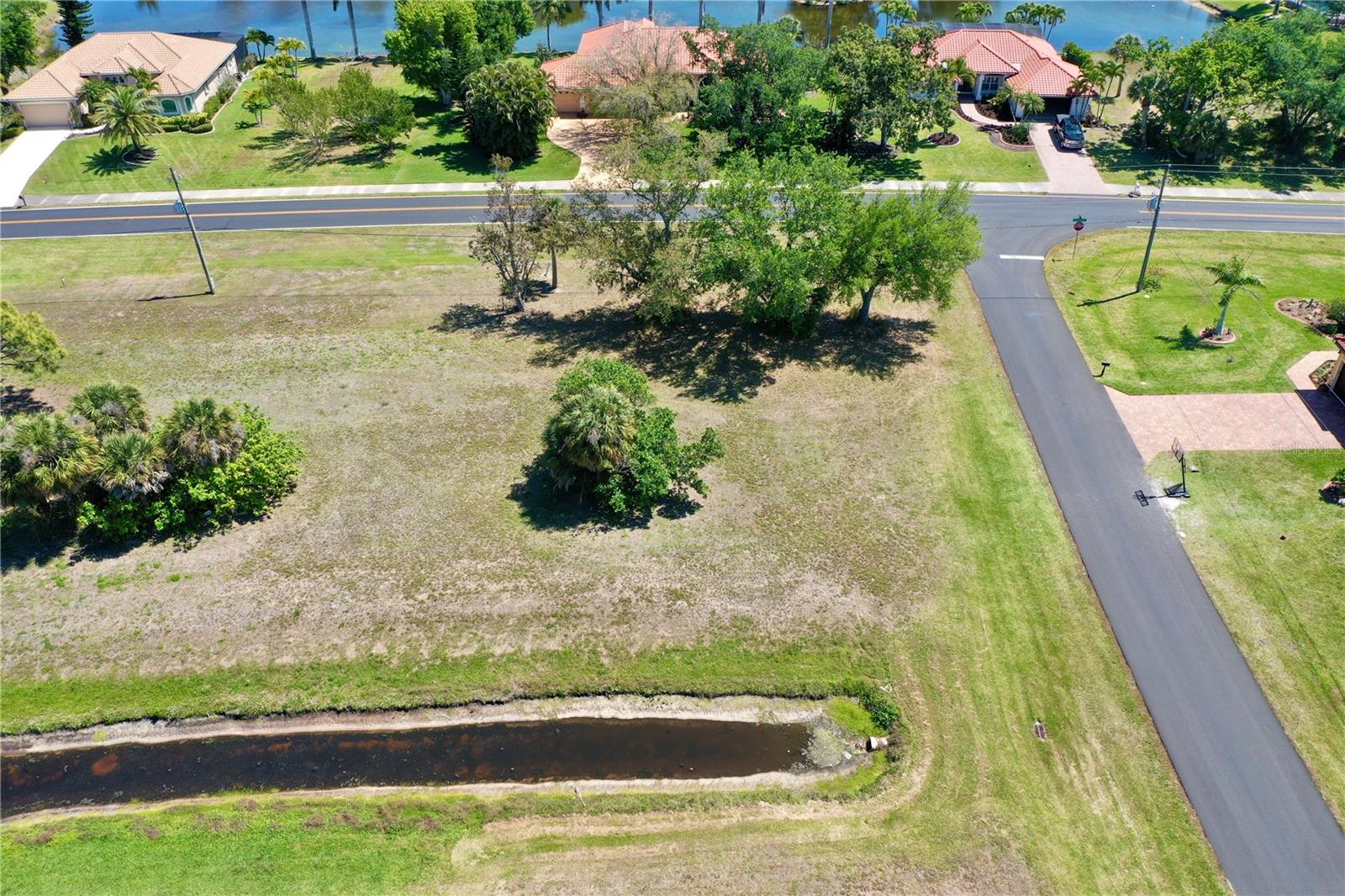 PUNTA GORDA ISLES SEC 21 - Land