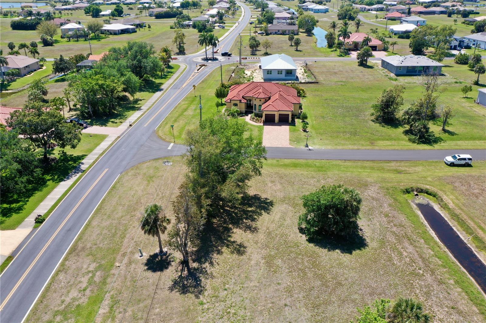 PUNTA GORDA ISLES SEC 21 - Land