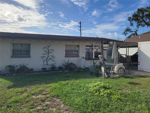 A home in APOPKA