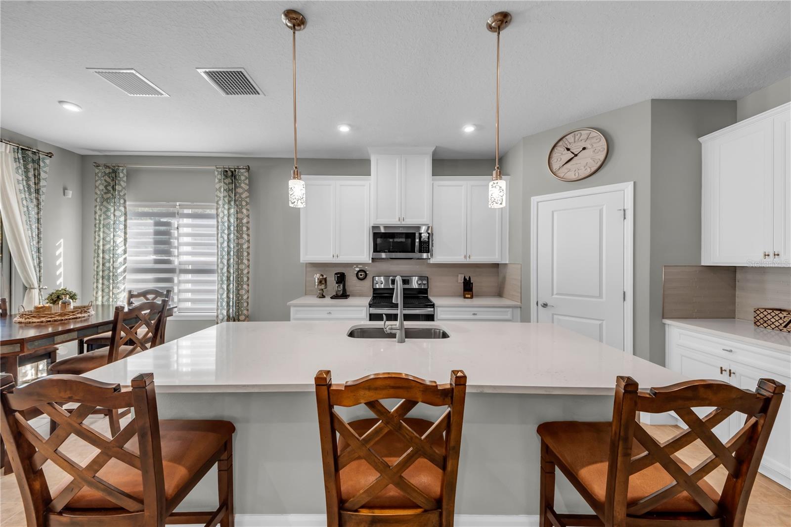 PARK MEADOWS - Residential