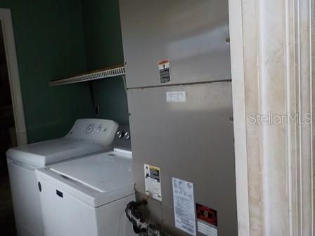 3621 NE 28TH TERRACE