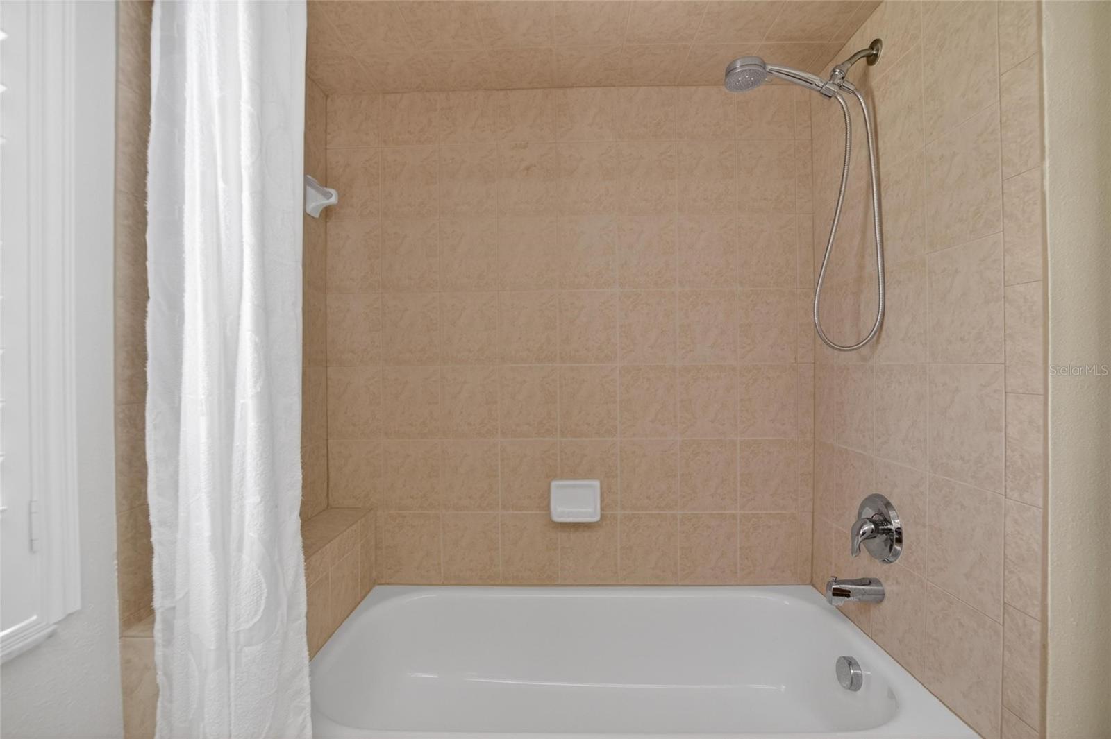 GROVES PH 2 GC 15-16 - Residential