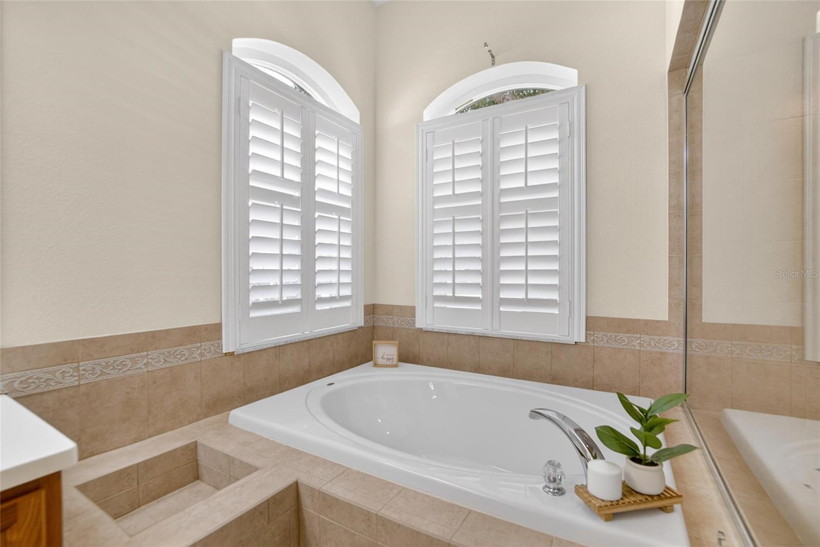 GROVES PH 2 GC 15-16 - Residential