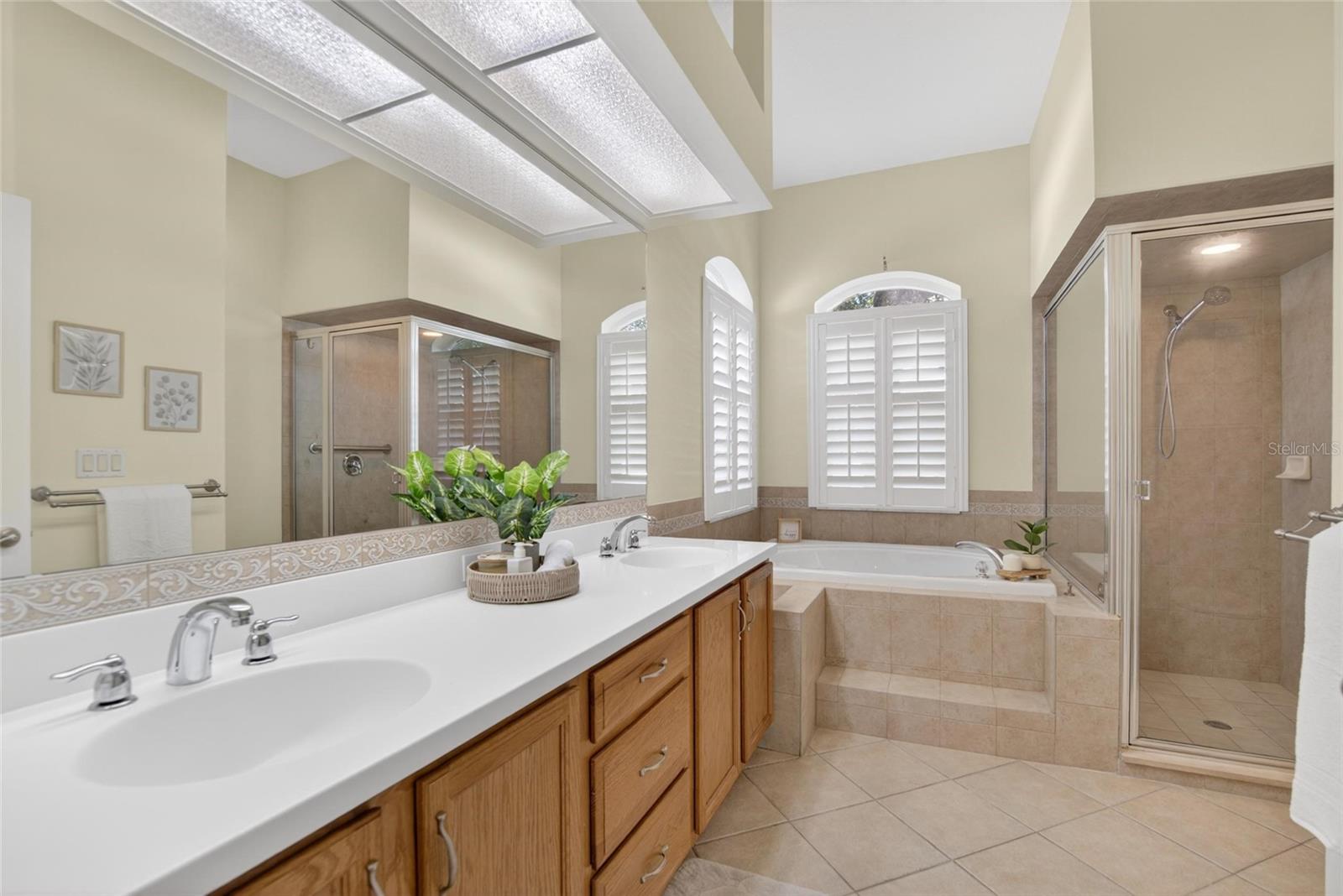 GROVES PH 2 GC 15-16 - Residential