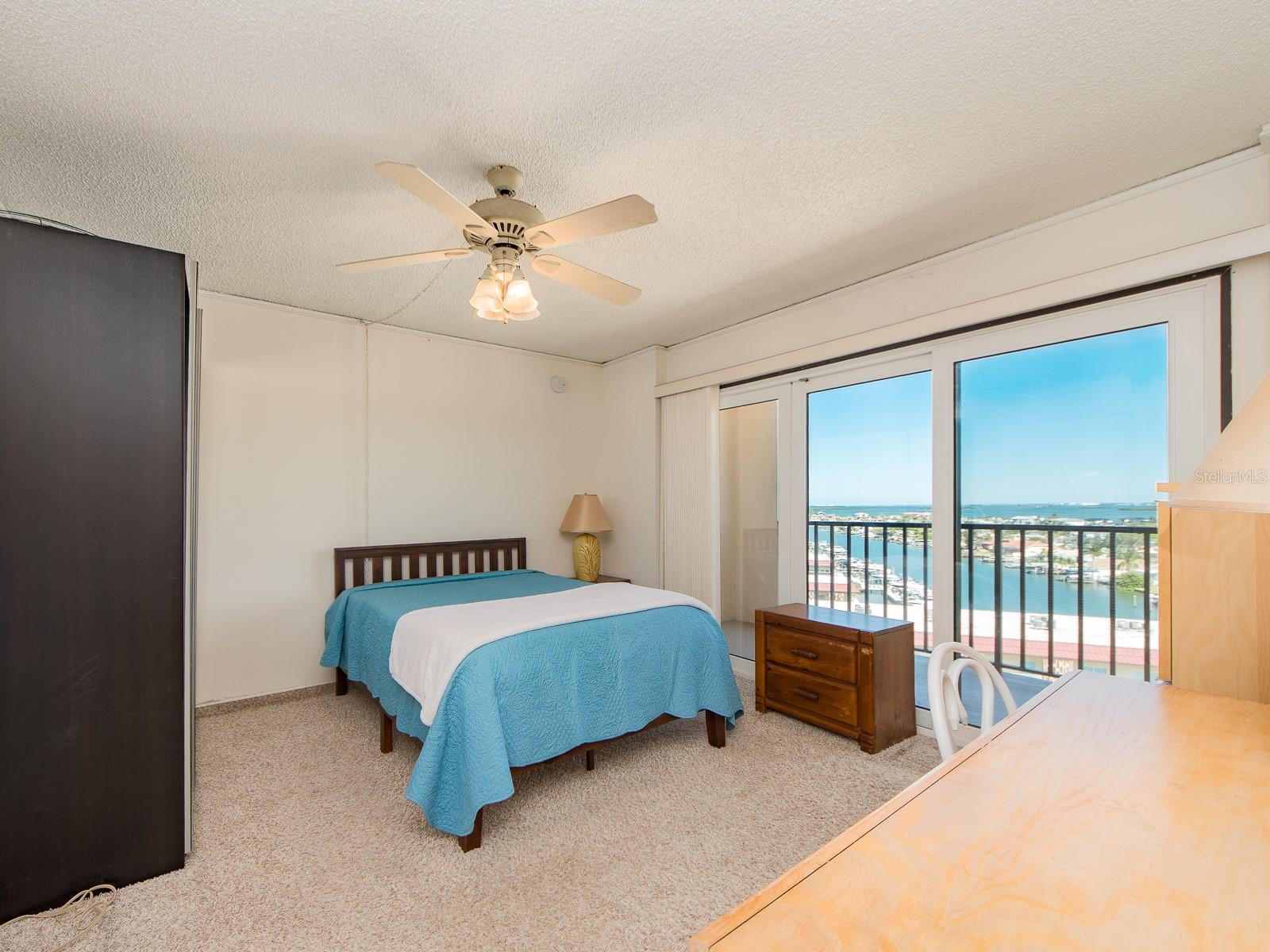 51 ISLAND WAY CONDO - Residential