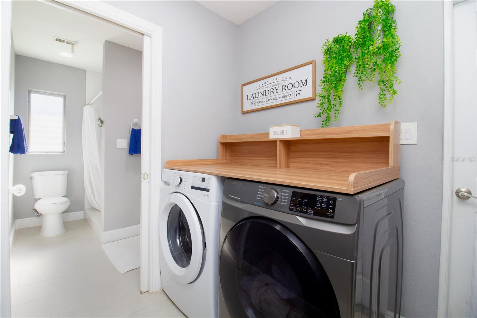 DUNEDIN ISLES ESTATES 1ST ADD - Residential