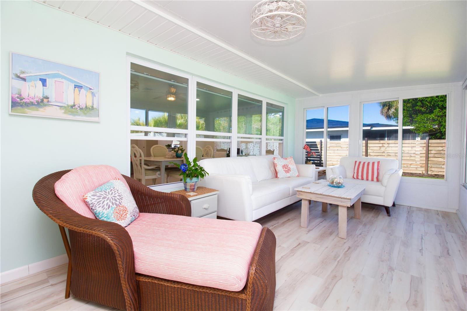 DUNEDIN ISLES ESTATES 1ST ADD - Residential