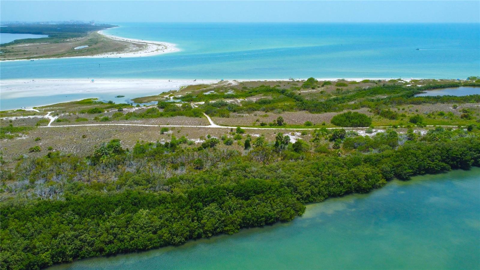 DUNEDIN ISLES ESTATES 1ST ADD - Residential