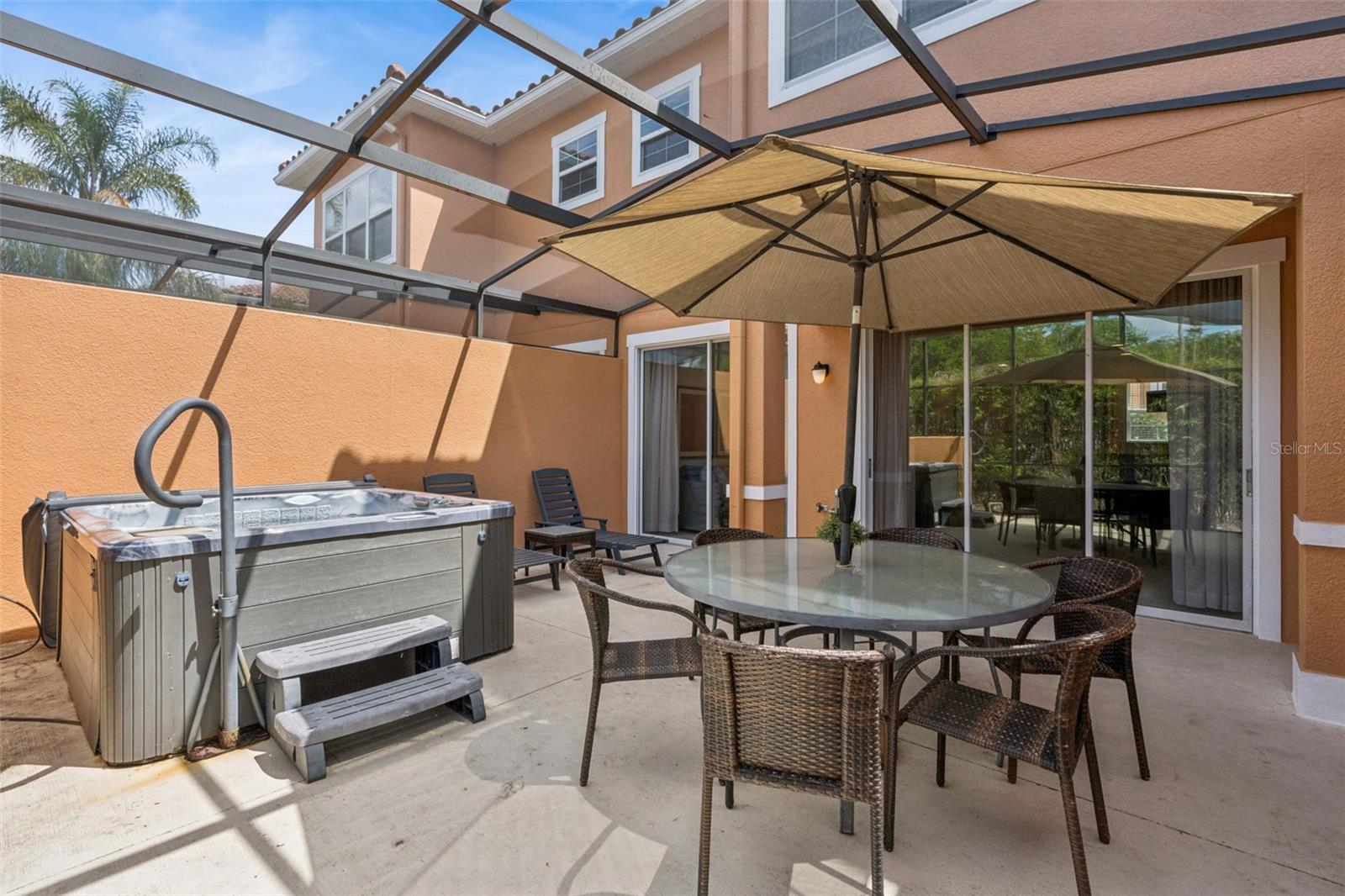 REGAL OAKS - Residential