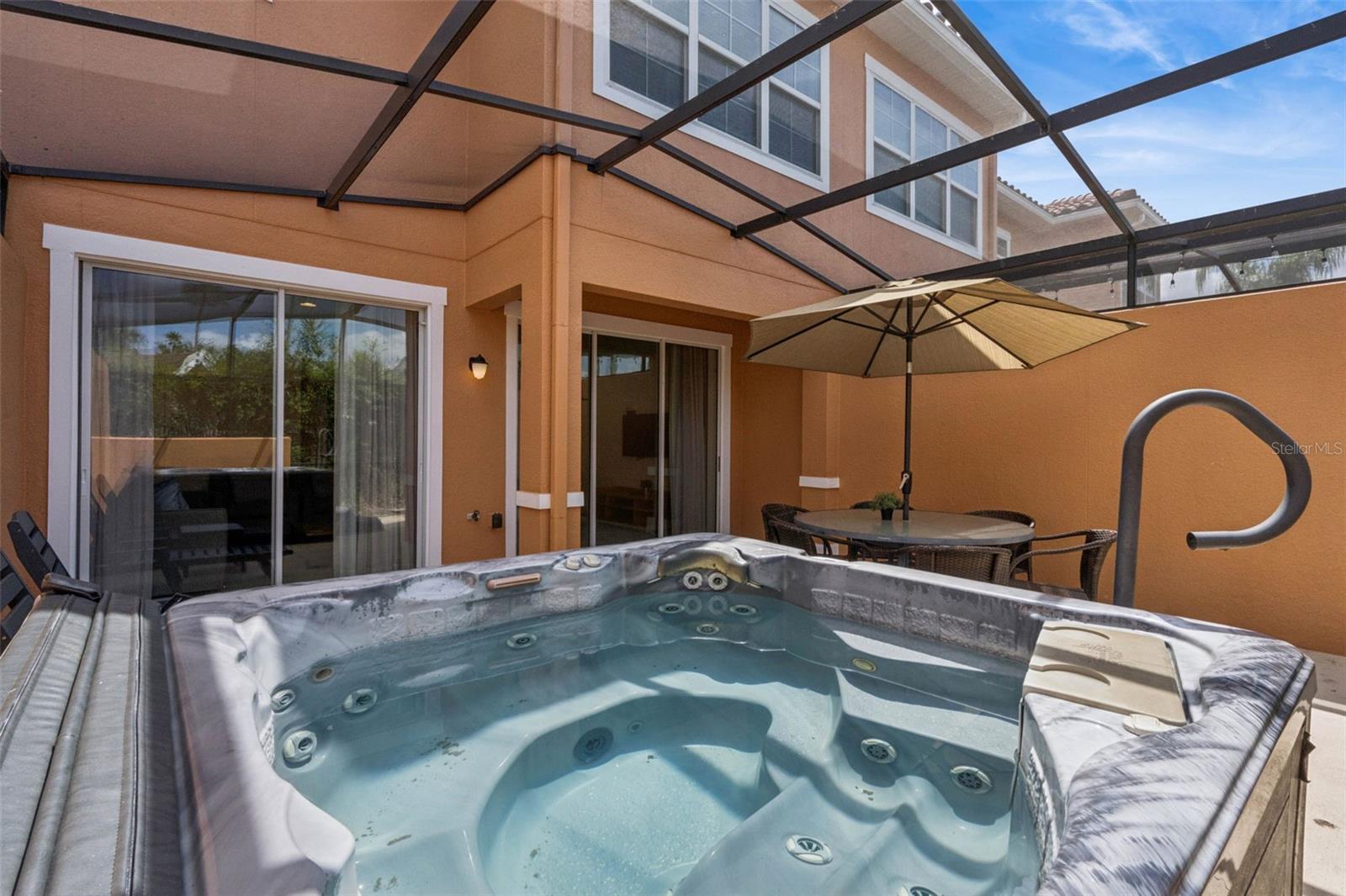 REGAL OAKS - Residential