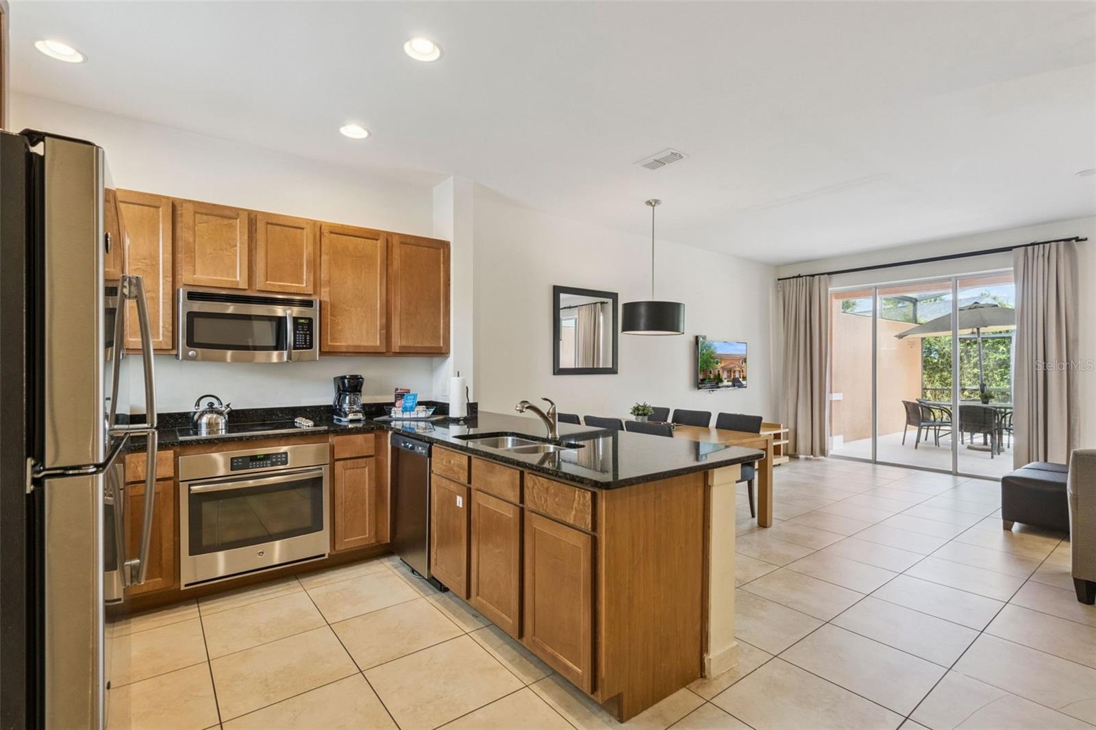 REGAL OAKS - Residential