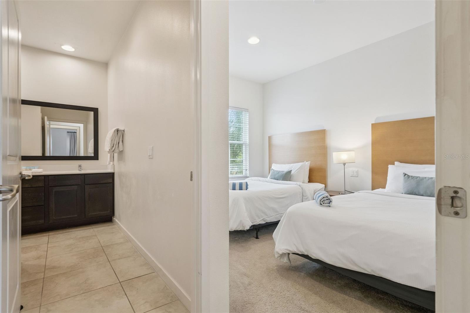 REGAL OAKS - Residential