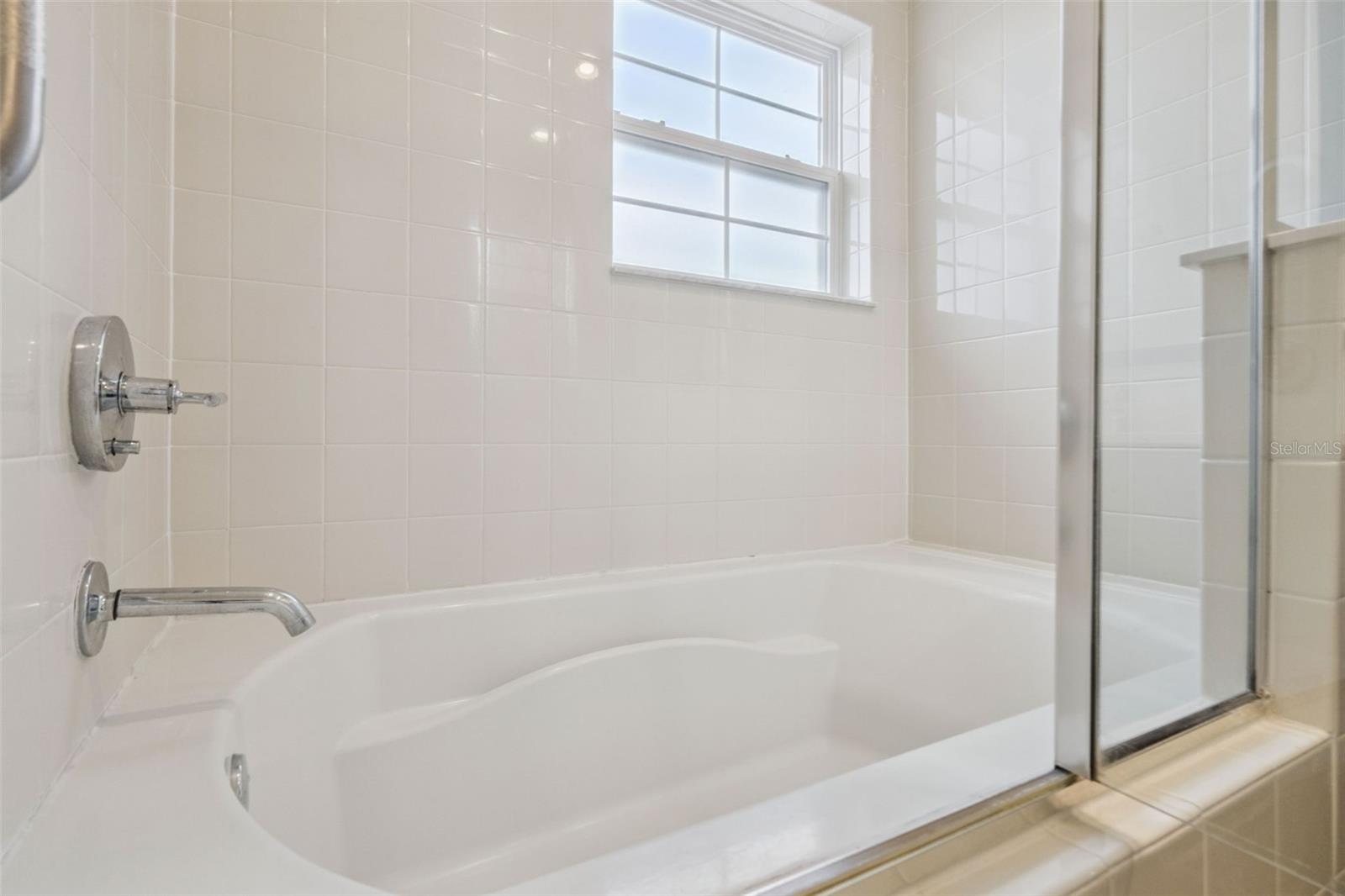 REGAL OAKS - Residential