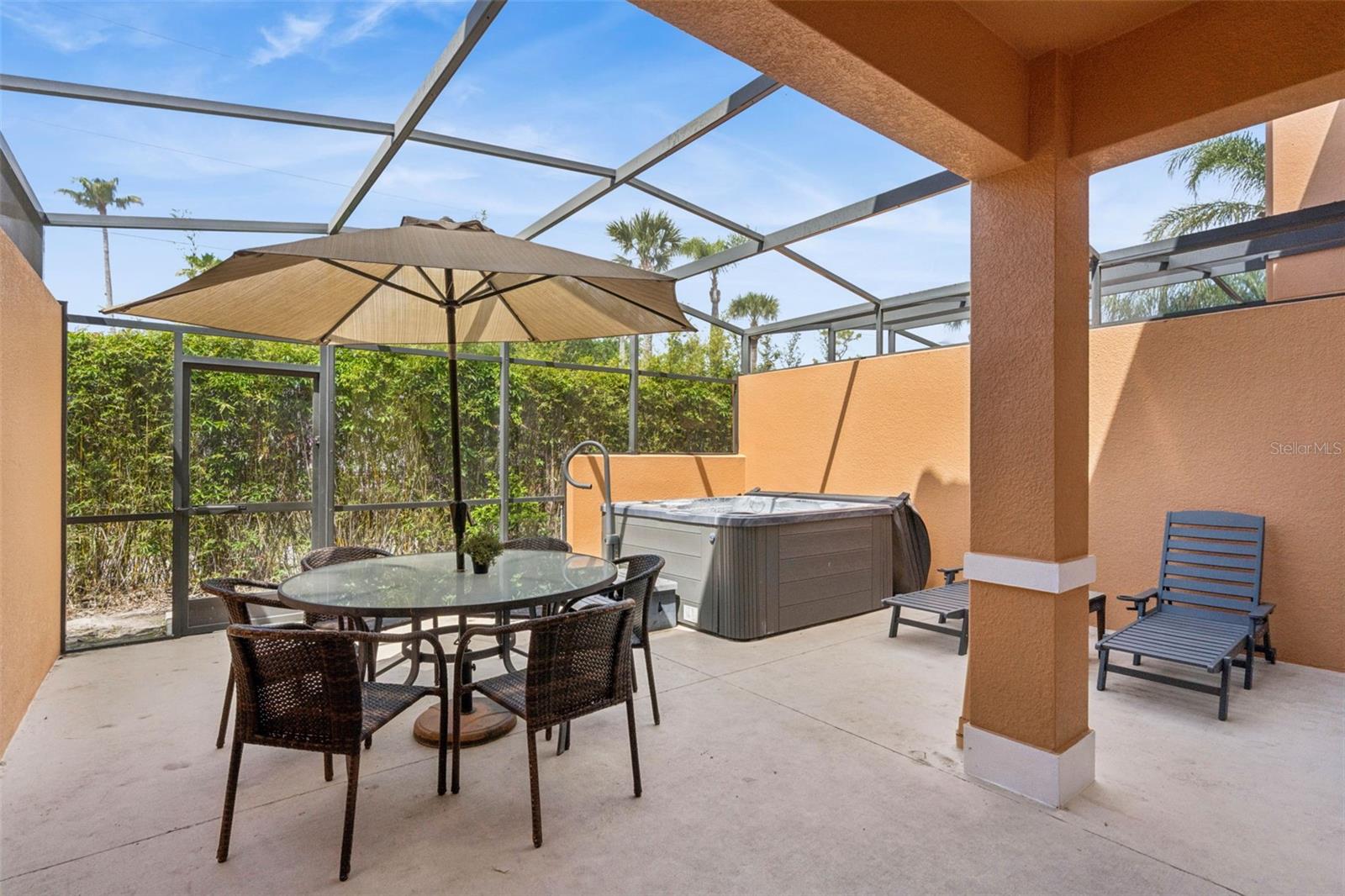 REGAL OAKS - Residential