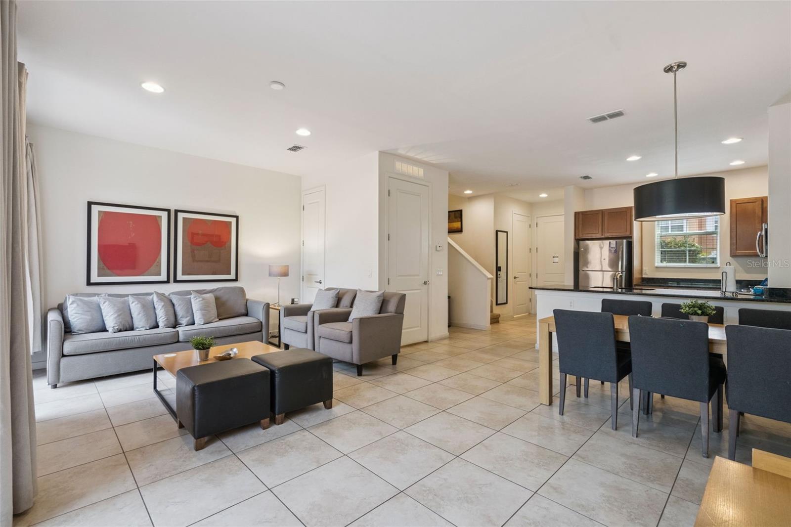 REGAL OAKS - Residential