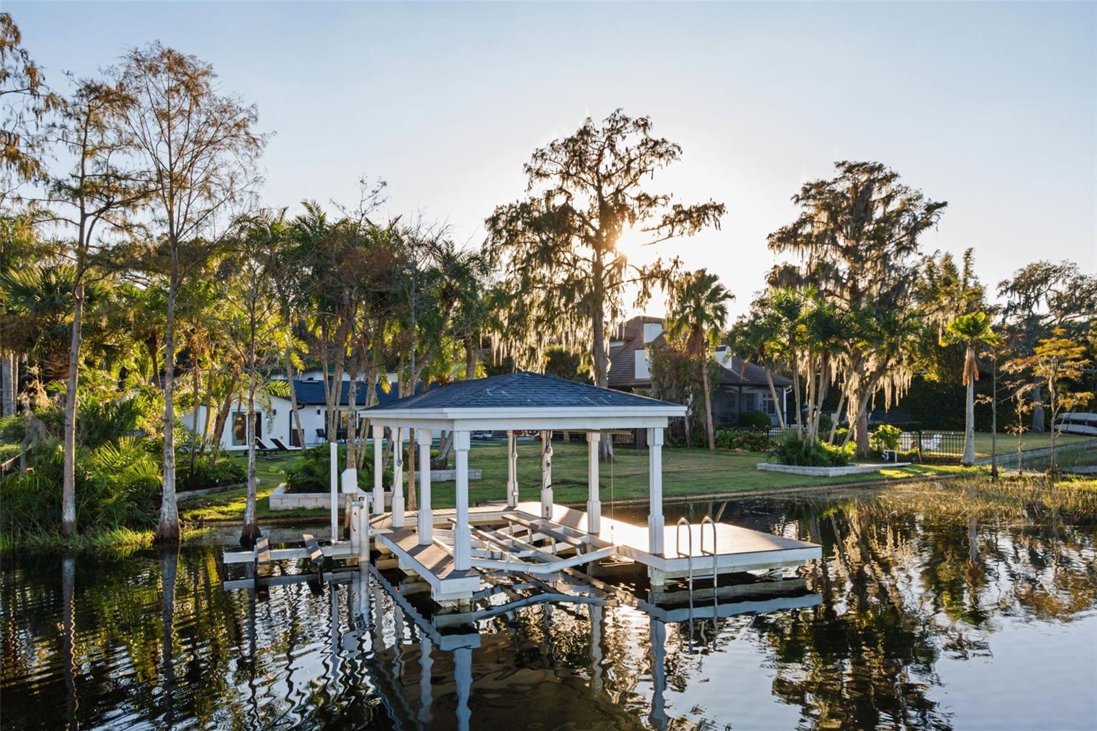 WINDERMERE TOWN - Residential