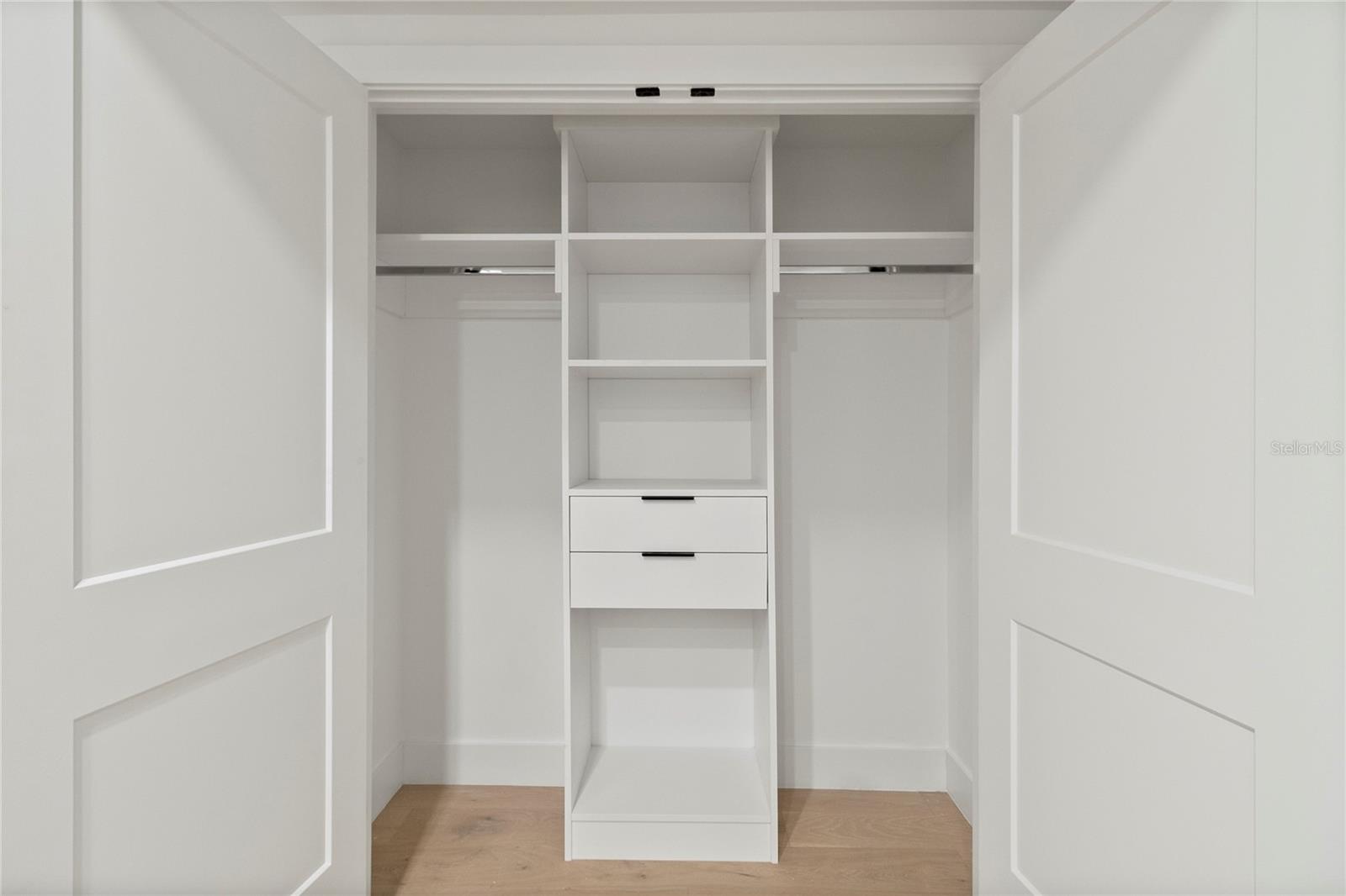 WINDERMERE TOWN - Residential