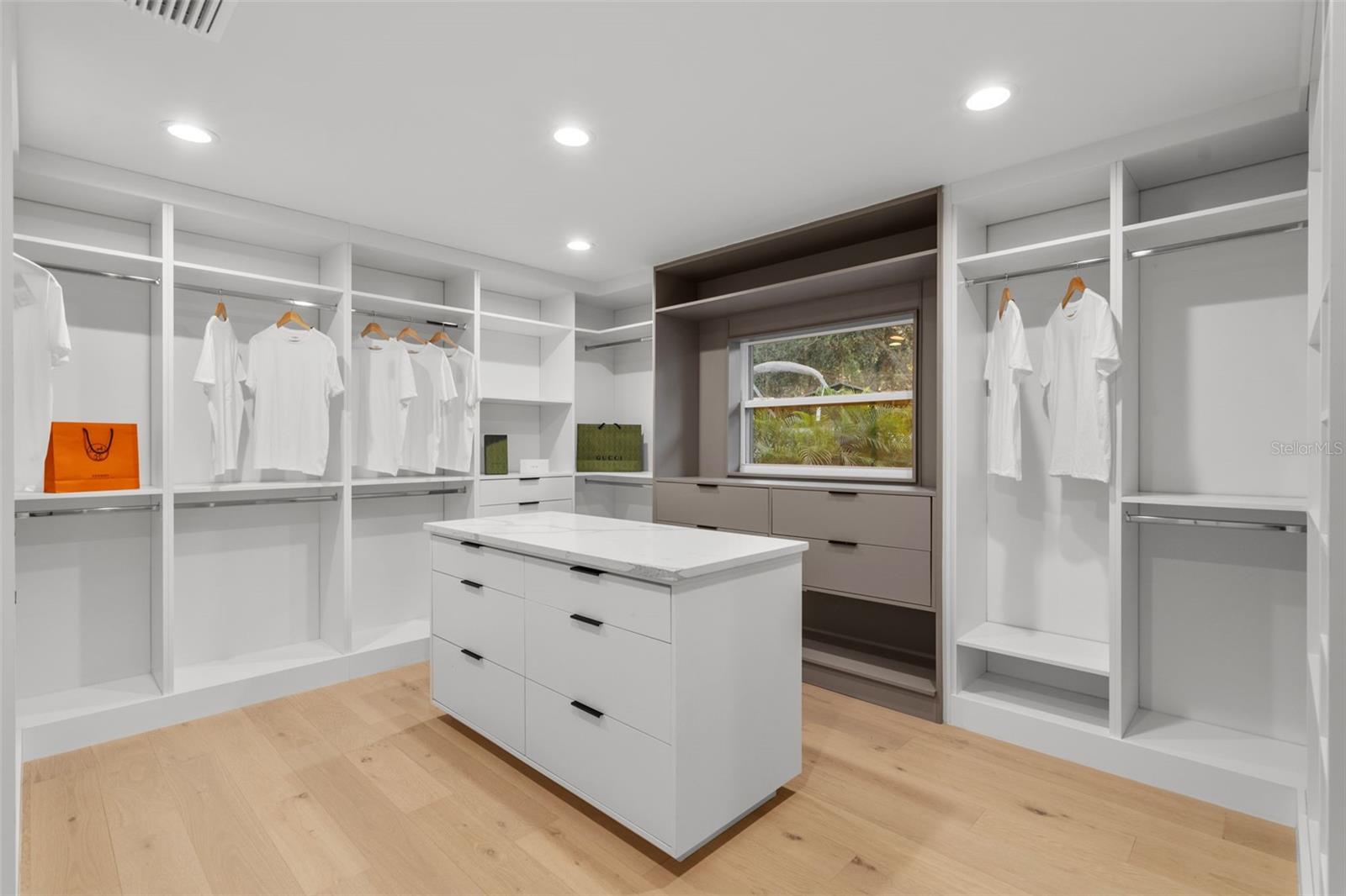 WINDERMERE TOWN - Residential