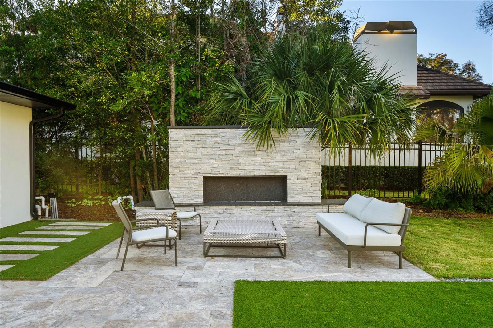 WINDERMERE TOWN - Residential