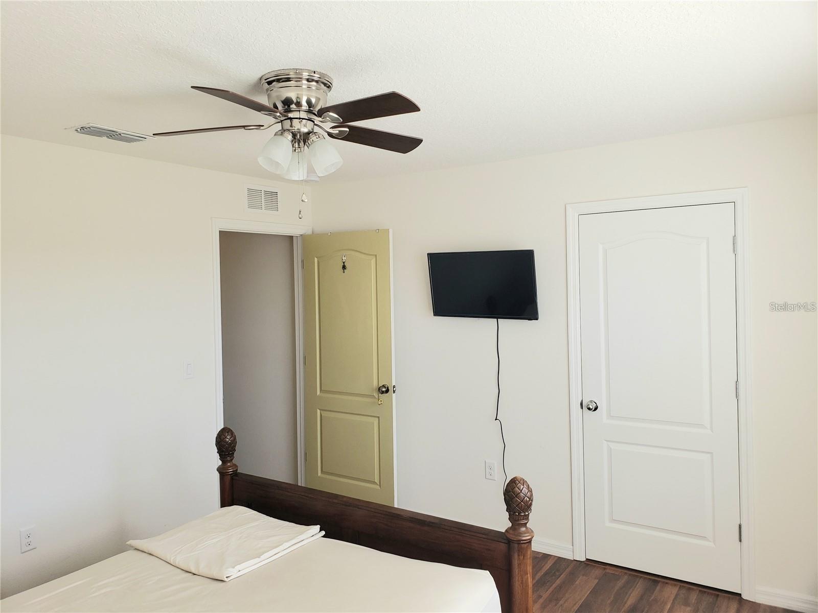 WILLOW BEND-PH 1 - Residential Lease