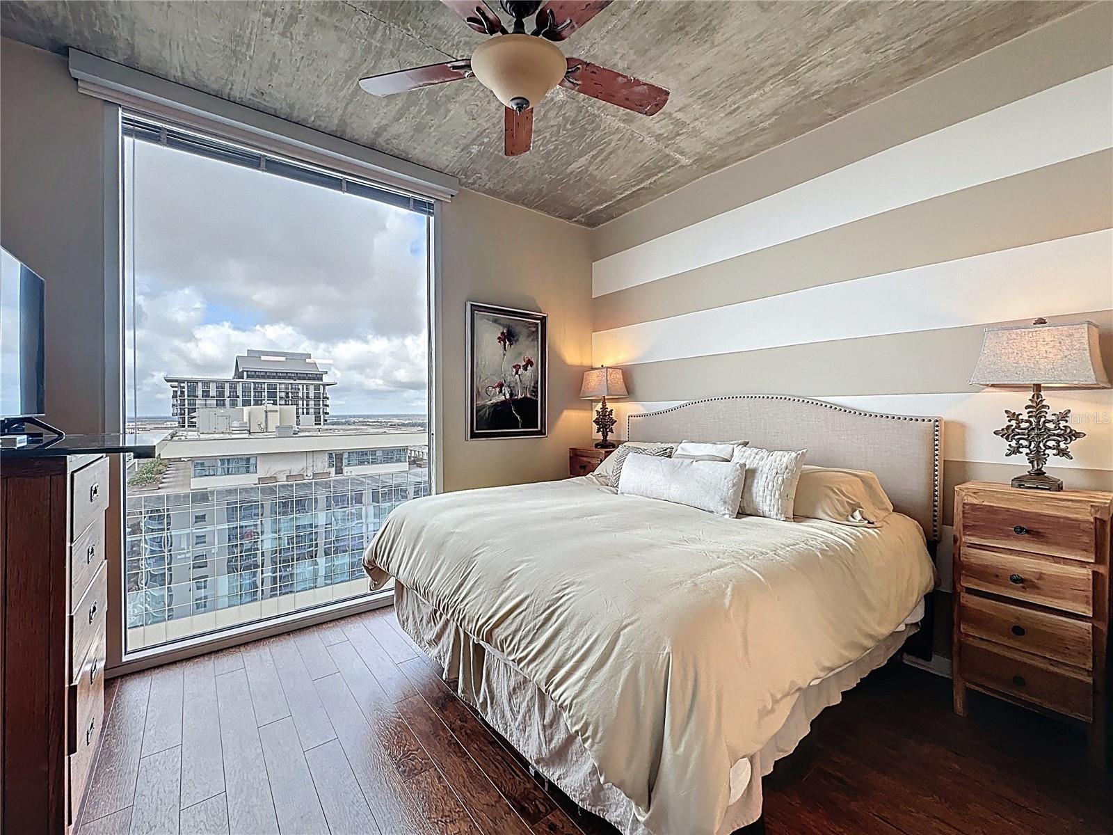 SOLAIRE/PLAZA CONDO - Residential