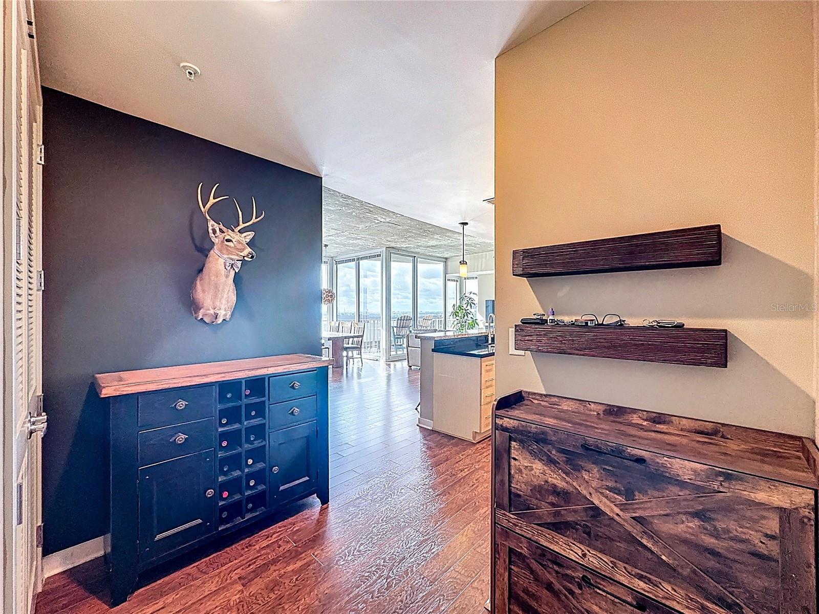 SOLAIRE/PLAZA CONDO - Residential