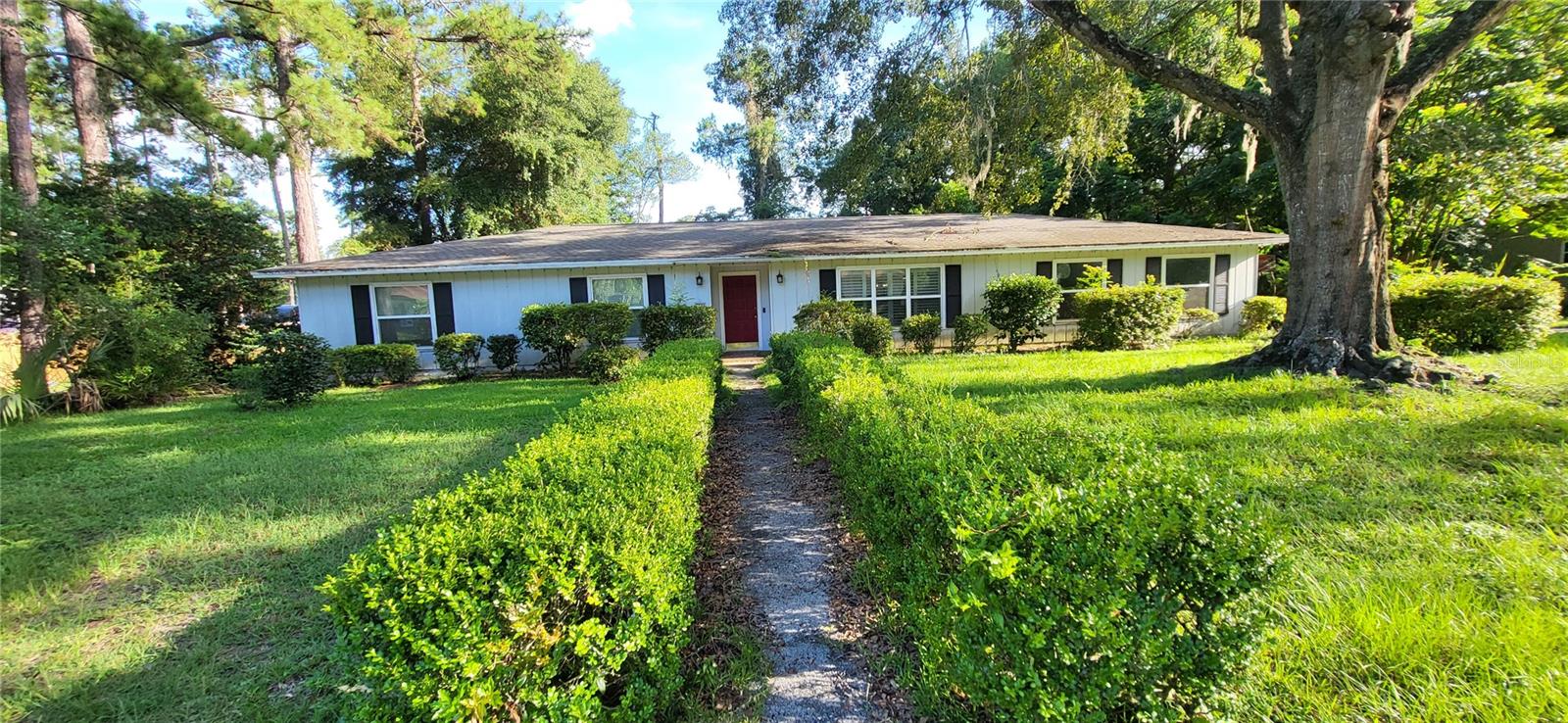 ROBIN LANE - Residential