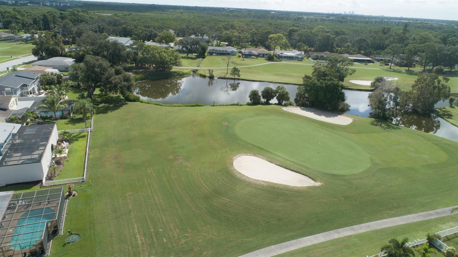 SEMINOLE LAKE GOLF & COUNTRY CLUB ESTATES - Residential