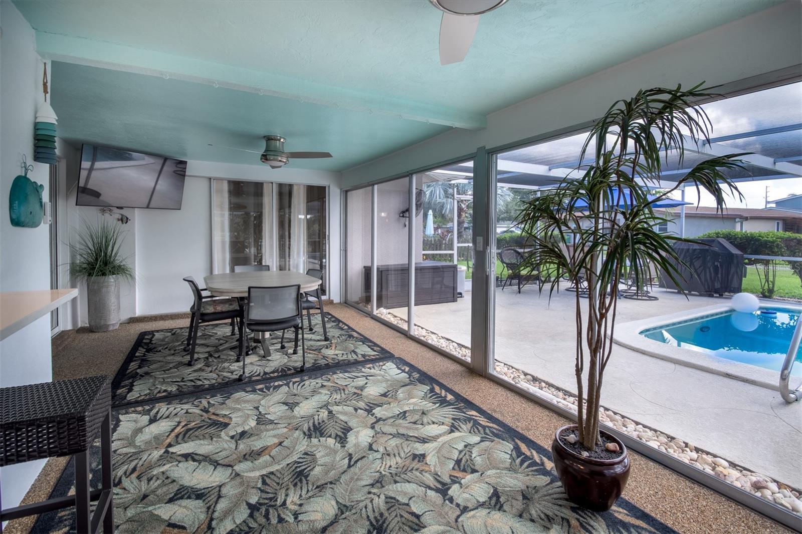 SEMINOLE LAKE GOLF & COUNTRY CLUB ESTATES - Residential