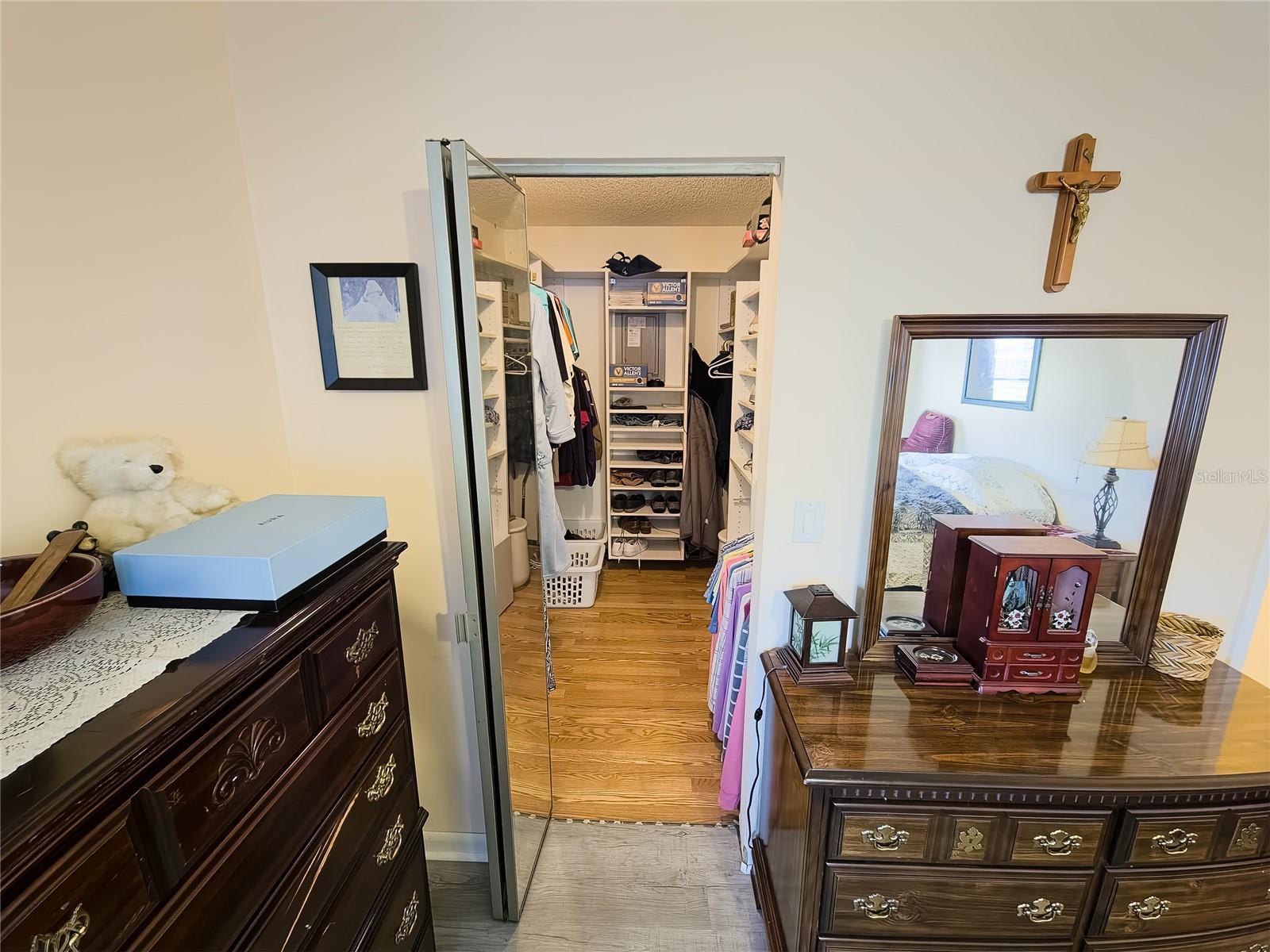 PINE RUN ESTATE - Residential