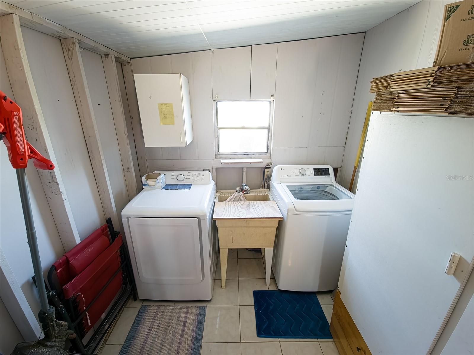 PINE RUN ESTATE - Residential