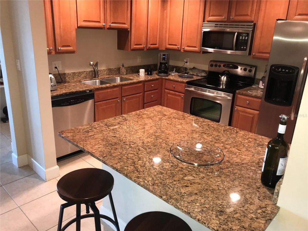 Photo of 808 3rd Avenue W #509, Bradenton, FL 34205 (MLS # A4689432)