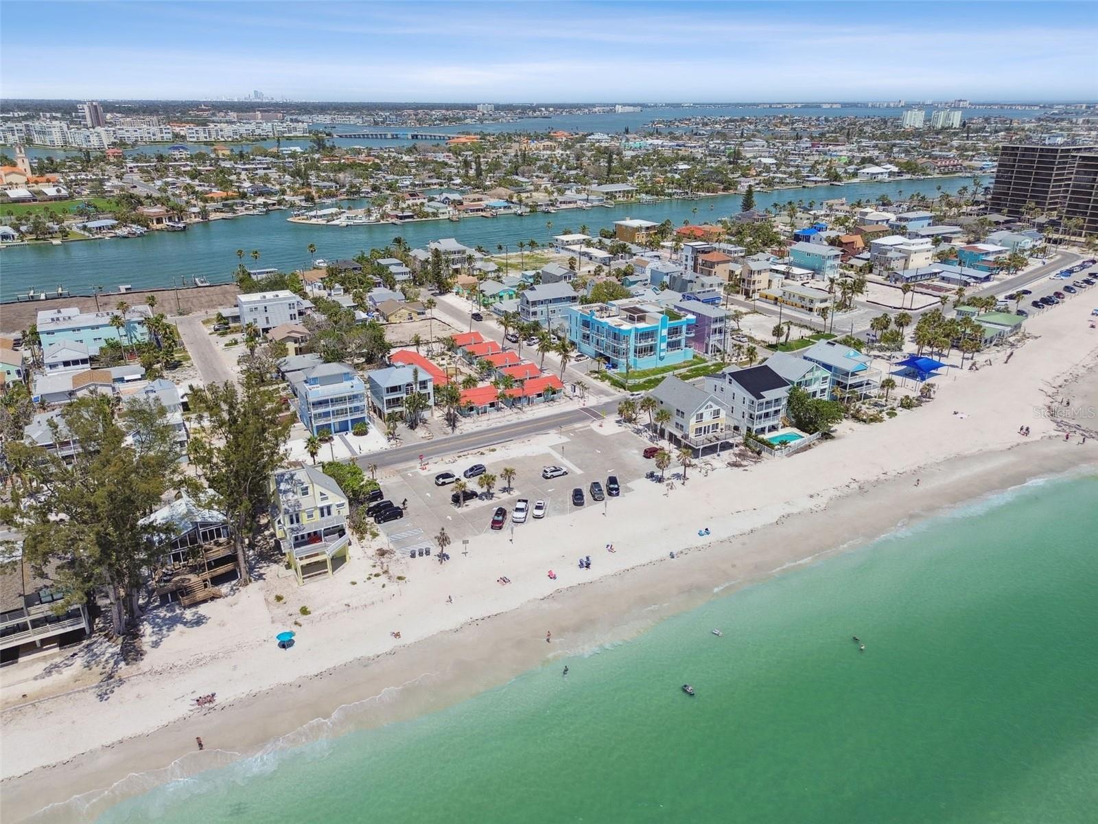 BLUE WATERS THE CONDO - Residential Income