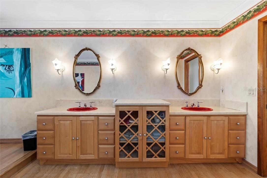 RIVERHAVEN VILLAGE - Residential