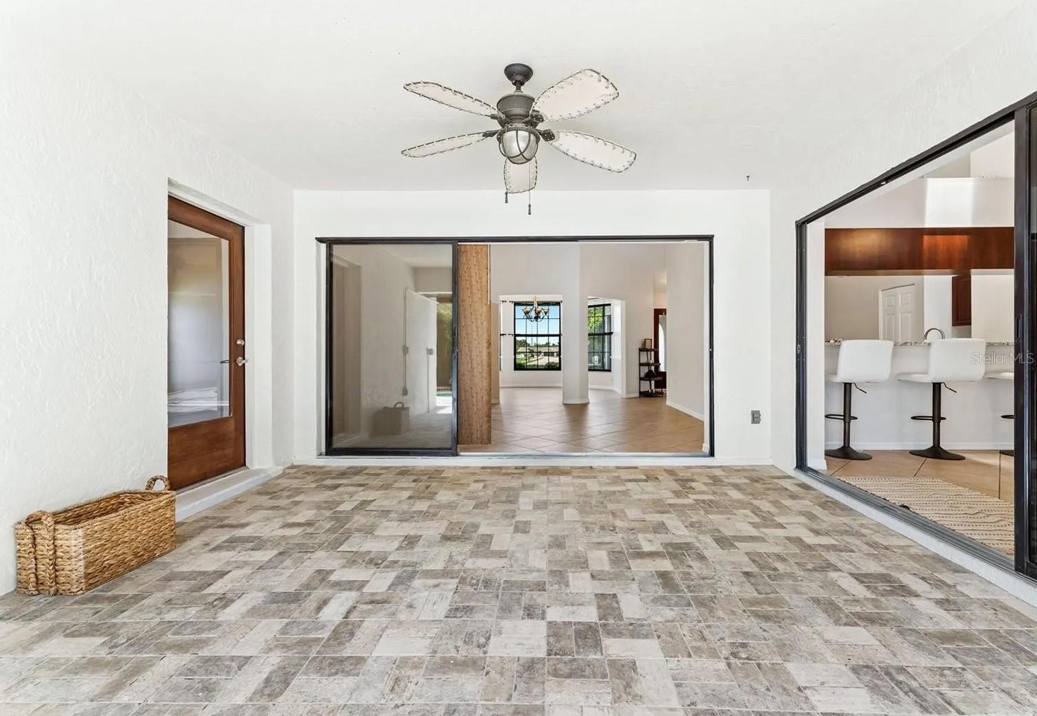 SUNSET ESTATES - Residential Lease