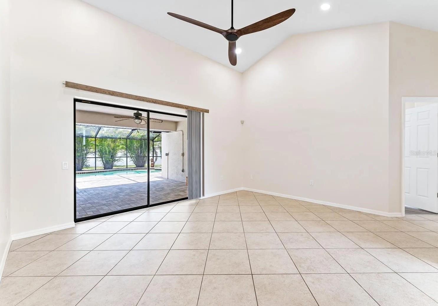 SUNSET ESTATES - Residential Lease