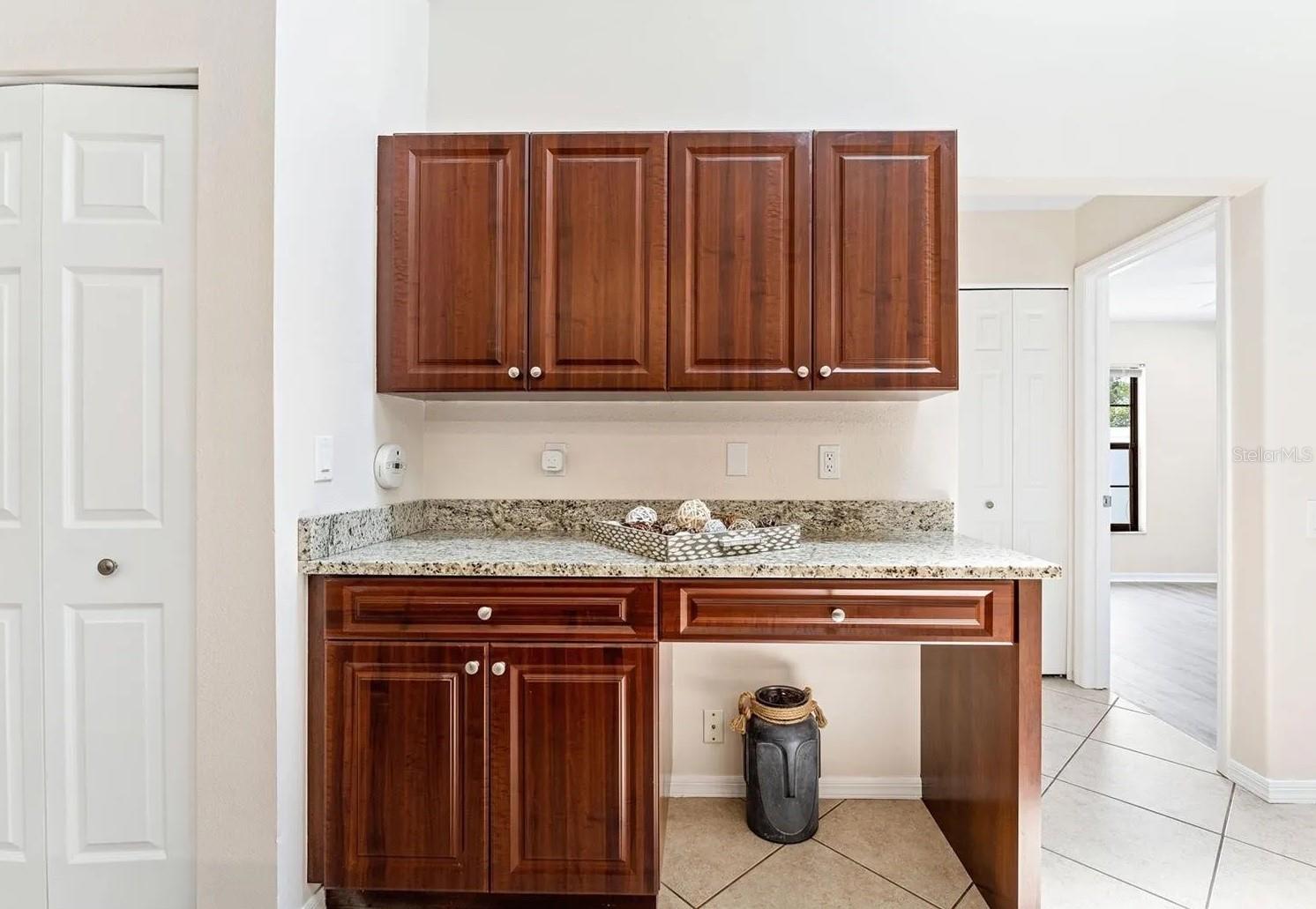 SUNSET ESTATES - Residential Lease