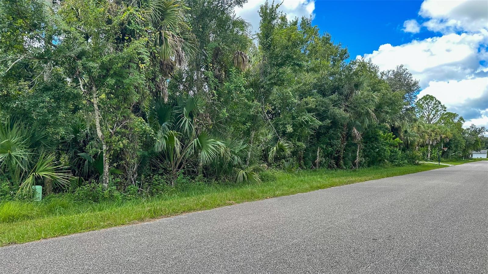 PORT CHARLOTTE SUB 01 - Land