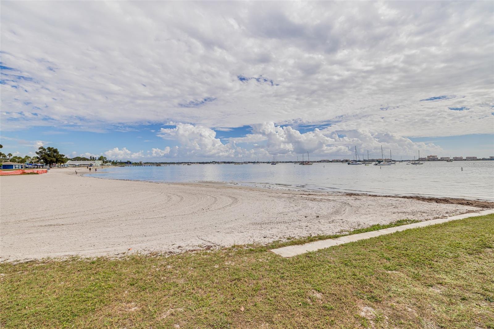 BOCA CEIGA PARK - Residential