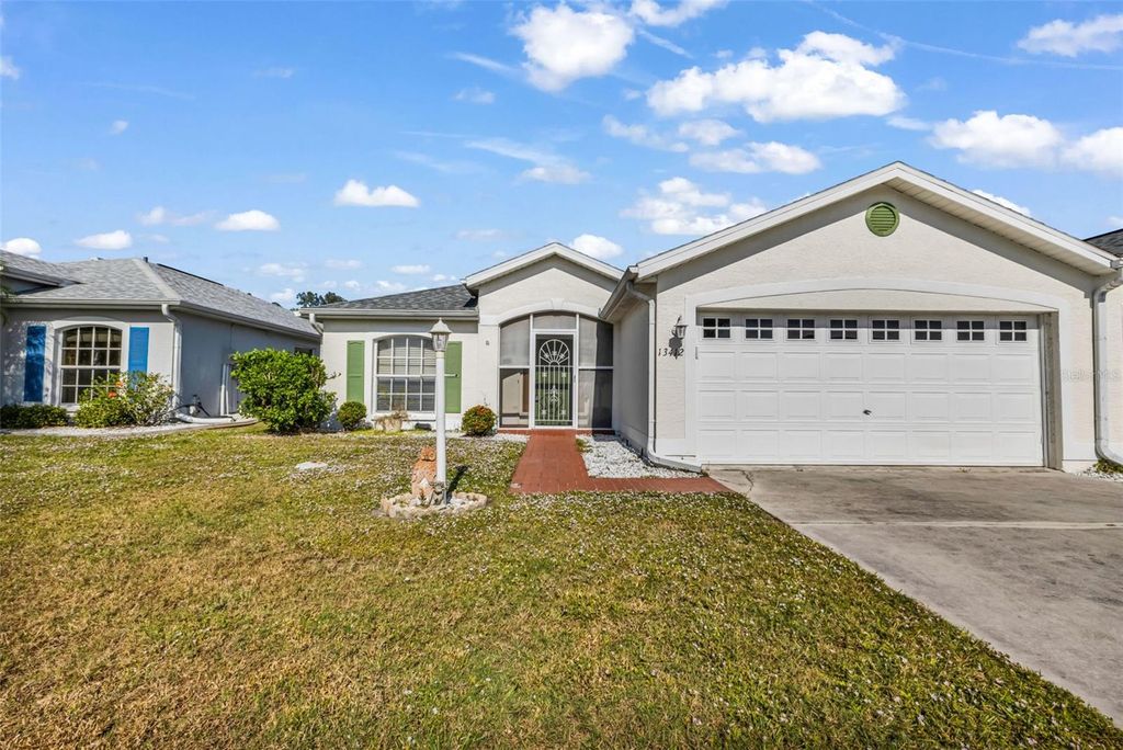 Photo of 13412 SW Pembroke Circle N, Lake Suzy, FL 34269 (MLS # C7518814)