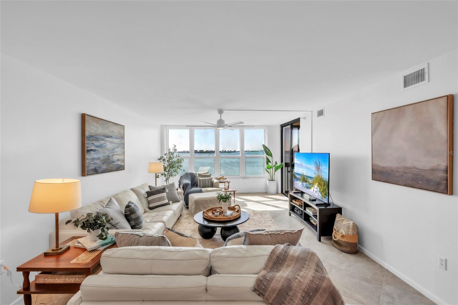 11 SUNSET DRIVE 601