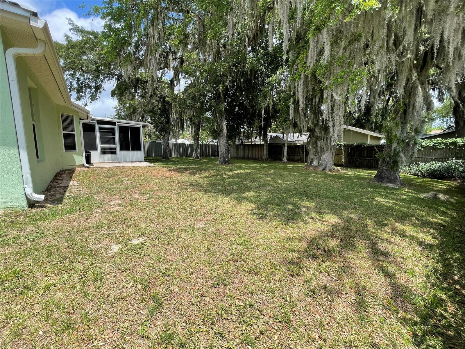 Florida Shores 01 - Residential