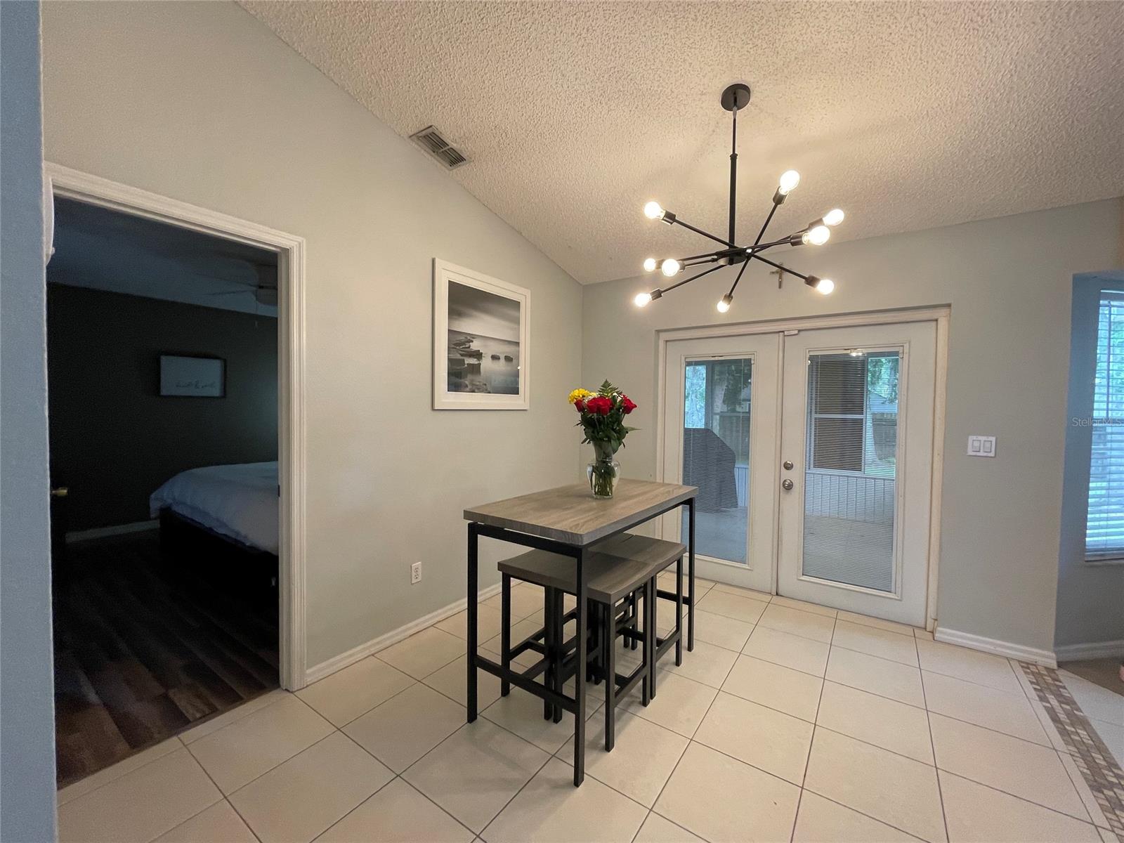 Florida Shores 01 - Residential