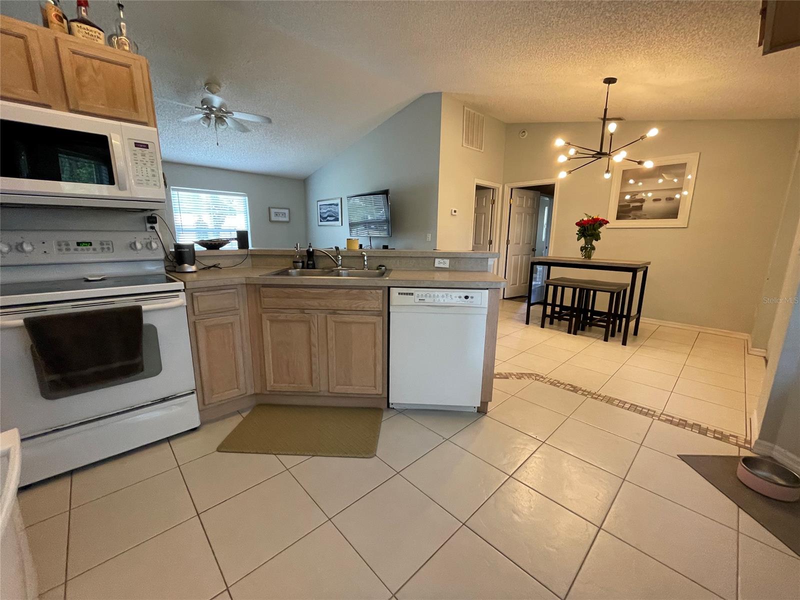 Florida Shores 01 - Residential