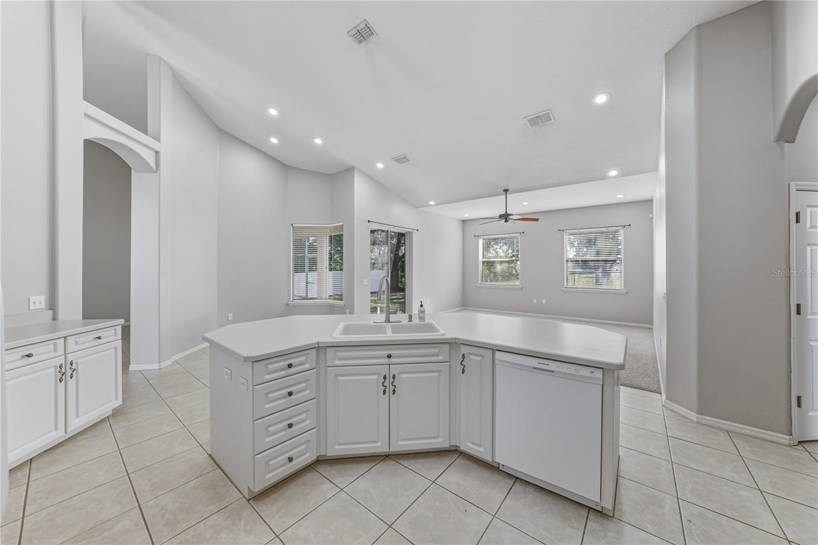 HIGHLANDS RIDGE PH 03 - Residential