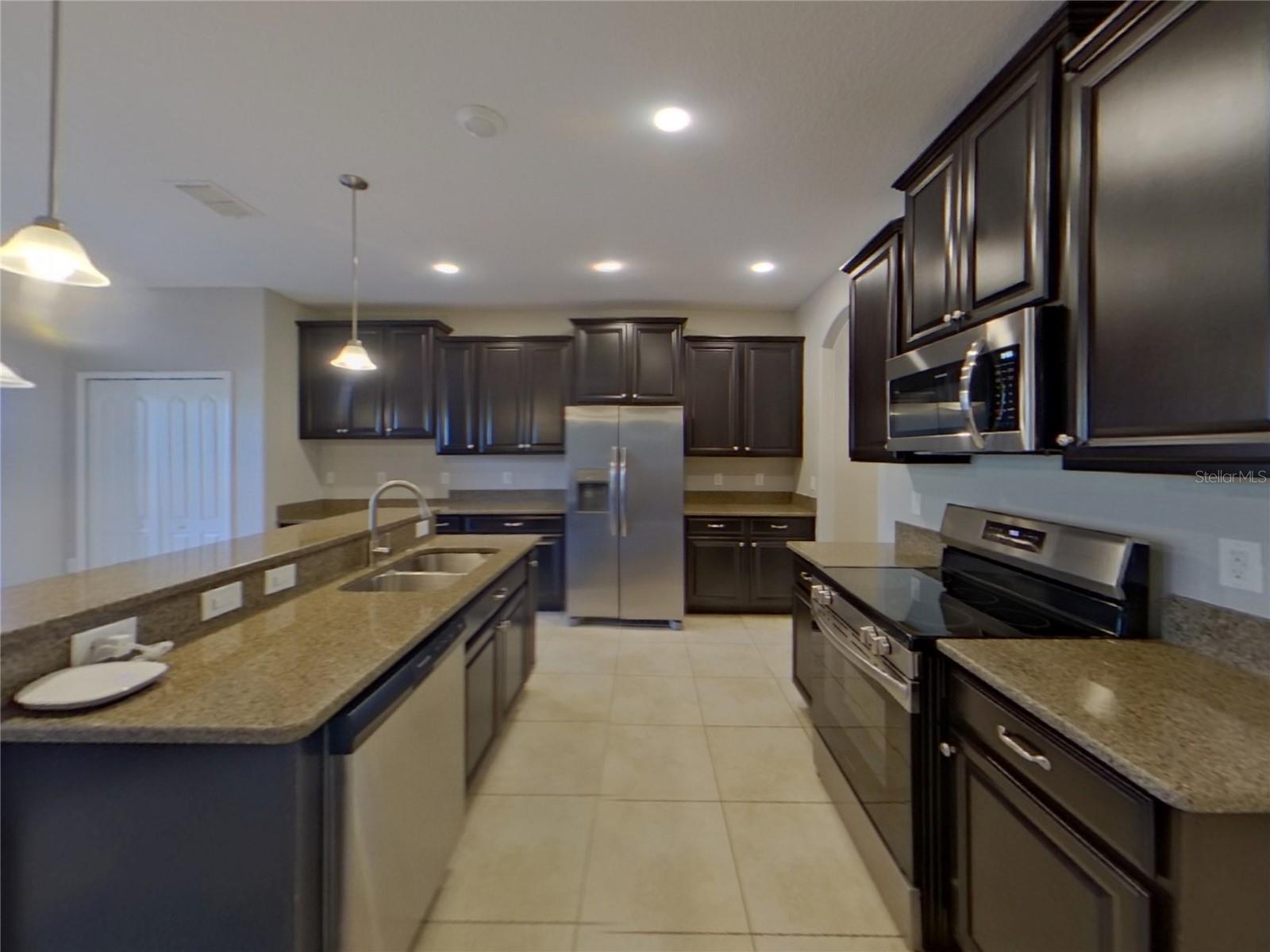 PRESERVE AT RIVERVIEW - Residential Lease