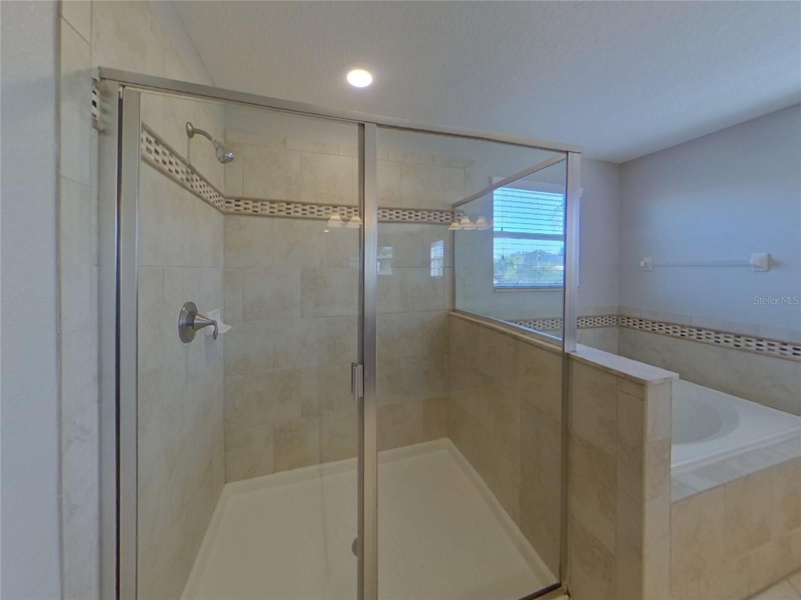 PRESERVE AT RIVERVIEW - Residential Lease