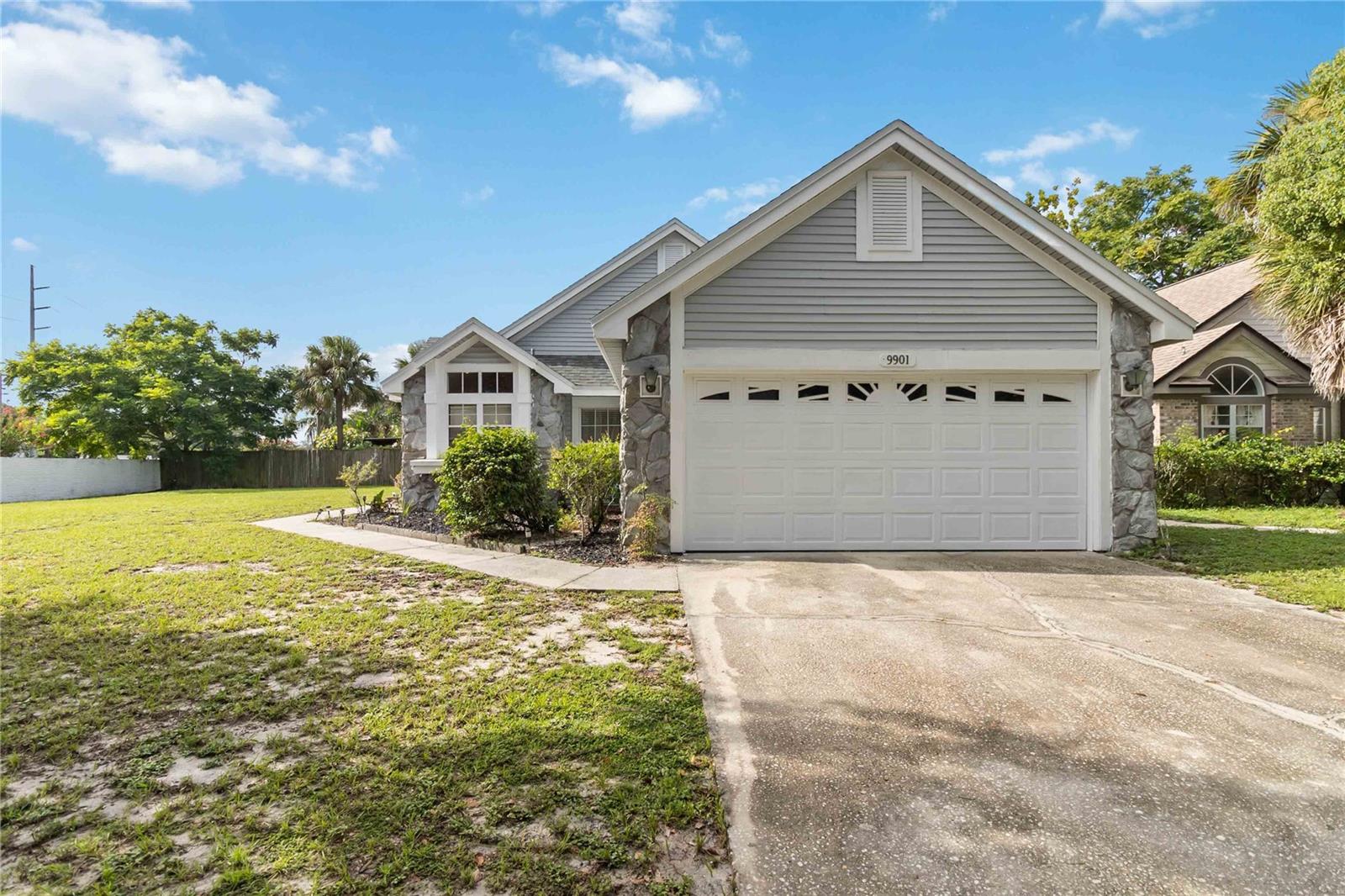 9901 ALOMA BEND LANE